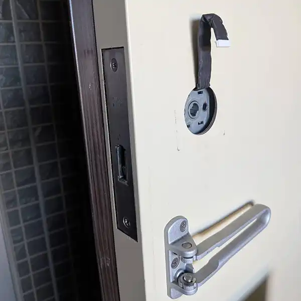 新しいキースイッチを取り付け